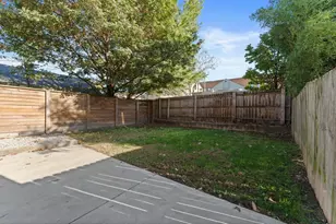 909 York St, Newport, KY 41071 - Photo 2