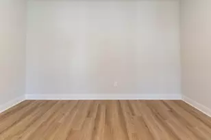 564 Tristan Ln, Florence, KY 41042 - Photo 8