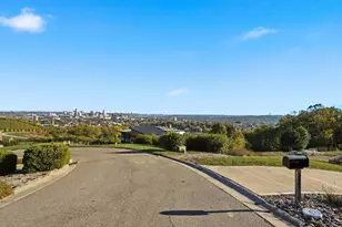 534 Scenic Dr, Park Hills, KY 41011 - Photo 1