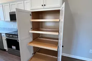 1522 Autumn Rdg Dr, Hebron, KY 41048 - Photo 8