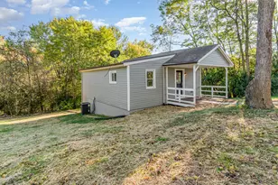 865 Ridgeview Dr, Florence, KY 41042 - Photo 2