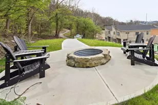 880 BELLE Rdg Lp, Bellevue, KY 41073 - Photo 12