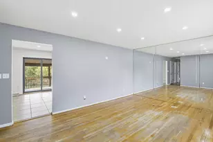 809 Eastland Dr, Villa Hills, KY 41017 - Photo 2