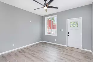 209 Pleasant St, Covington, KY 41011 - Photo 8