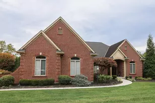 968 Woodchuck Dr, Villa Hills, KY 41017 - Photo 2