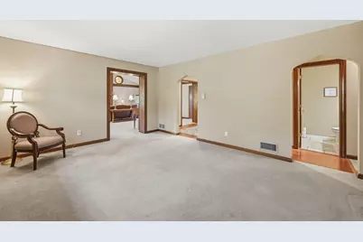 1053 Montague Road, Park Hills, KY 41011 - Photo 6