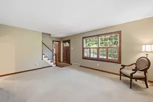 1053 Montague Rd, Park Hills, KY 41011 - Photo 8