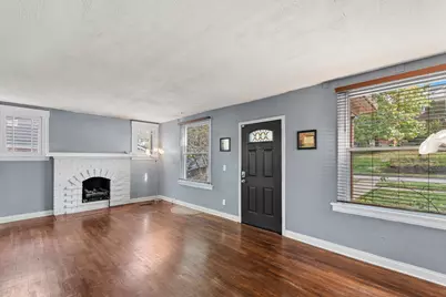 55 Bluegrass Avenue, Fort Thomas, KY 41075 - Photo 2