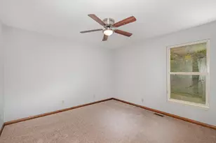 32 Bittersweet Dr, Alexandria, KY 41001 - Photo 14