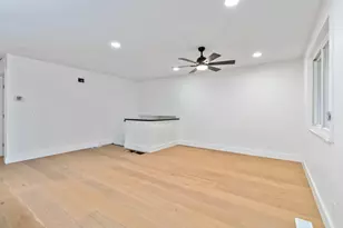 1551 Meadow Hill Ct, Florence, KY 41042 - Photo 6