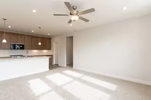 363 Cornwall Dr, Florence, KY 41042 - Photo 6