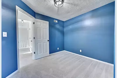 1602 Greens Edge Drive, Florence, KY 41042 - Photo 16