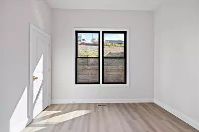 110 W 13th Street, Newport, KY 41071 - Photo 22