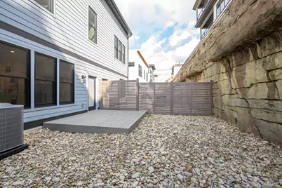 110 W 13th Street, Newport, KY 41071 - Photo 32