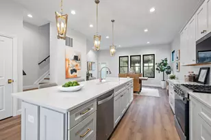 110 W 13th St, Newport, KY 41071 - Photo 6