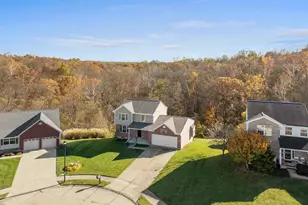 10434 Sharpsburg Dr, Independence, KY 41051 - Photo 4