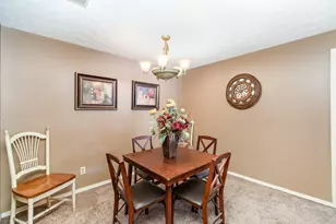 60 Creekwood Dr, Wilder, KY 41071 - Photo 8