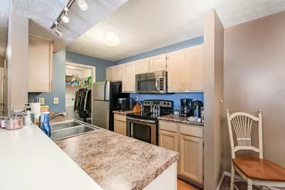 60 Creekwood Drive #7, Wilder, KY 41071 - Photo 6
