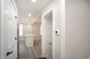 17 Parkview Ave, Newport, KY 41071 - Photo 8