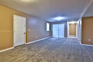 354 Keegan Ct, Burlington, KY 41005 - Photo 12