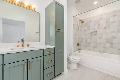 617 Manhattan Boulevard #302, Dayton, KY 41074 - Photo 8