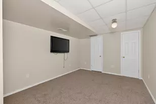 985 Reeves Rd, Dry Ridge, KY 41035 - Photo 18