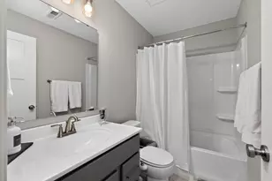 618 Foxhill Dr, Crescent Springs, KY 41017 - Photo 12