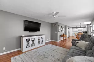 2718 Running Creek Dr, Florence, KY 41042 - Photo 8