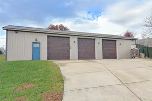 3668 Mills Rd, Covington, KY 41015 - Photo 2