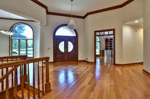 913 Rosewood Dr, Villa Hills, KY 41017 - Photo 4