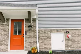 2528 Crosshill Dr, Crescent Springs, KY 41017 - Photo 2