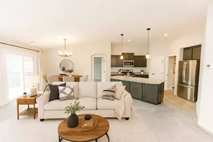 2528 Crosshill Dr, Crescent Springs, KY 41017 - Photo 4