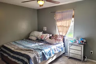 21 Cardinal Dr, Florence, KY 41042 - Photo 4