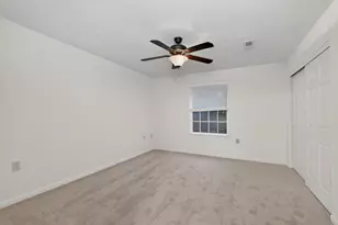 20 Parkside Dr, Florence, KY 41042 - Photo 4