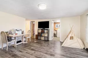 301 Garvey Ave, Elsmere, KY 41018 - Photo 6