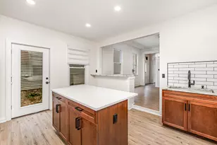 335 E 10th St, Newport, KY 41071 - Photo 12