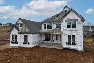 2309 Bentwood Ct, Hebron, KY 41048 - Photo 2