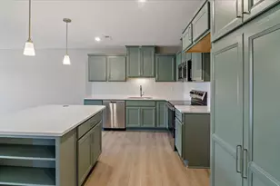 890 Walton Ter Dr, Walton, KY 41094 - Photo 4