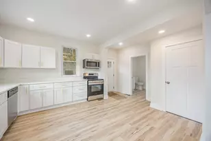 390 Dayton Pike, Dayton, KY 41074 - Photo 6