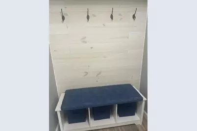 932 Dry Valley Court, Villa Hills, KY 41017 - Photo 2