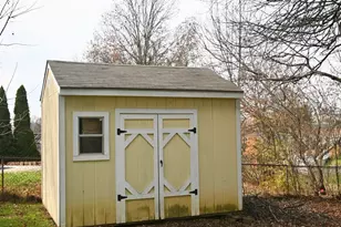 404 Foster Ave, Florence, KY 41042 - Photo 8