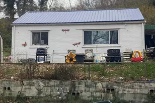 678 Lexington Pike, Maysville, KY 41056 - Photo 1