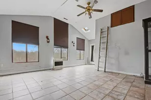 363 Hidden Valley Rd, Highland Heights, KY 41076 - Photo 8