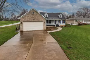 3949 Thomas Dr, Erlanger, KY 41018 - Photo 2