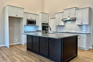 6171 Vintage Fleet Ln, Union, KY 41091 - Photo 2