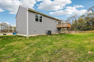 127 Belmont Ct, Williamstown, KY 41097 - Photo 6