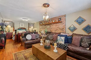 810 Skyline Dr, Florence, KY 41042 - Photo 6