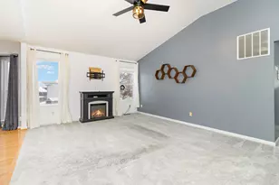 756 Ridgepoint Dr, Independence, KY 41051 - Photo 8