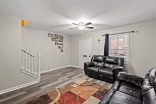 214 W 8th St, Newport, KY 41071 - Photo 6