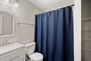 214 W 8th St, Newport, KY 41071 - Photo 16